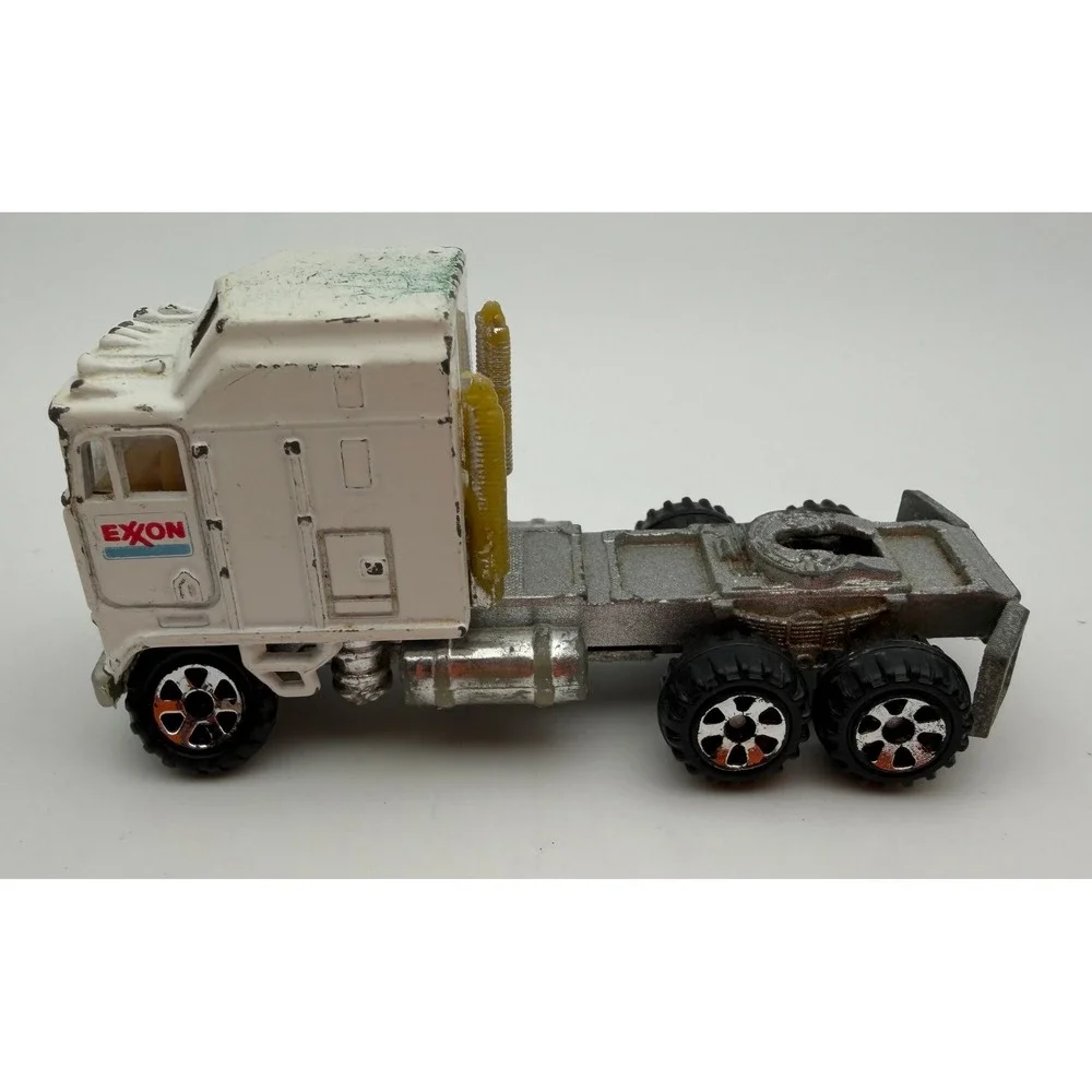 Vintage Diecast Car Lot Hot Wheels Exxon Semi Highway Construction Truck 6pc‎